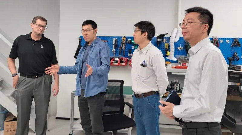 歡迎美國Q-Lab公司代表團(tuán)到訪佛山翁開爾!!